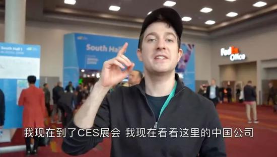 “星空体育APP”
「走向我们的小康生活征集作品」儿童绘画《我们的幸福生活》