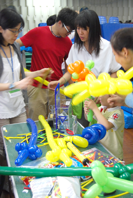 【星空体育app下载】一脚淤泥 牵出一起违法排污案