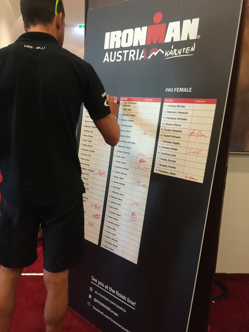 “星空体育APP”夏至避暑北池